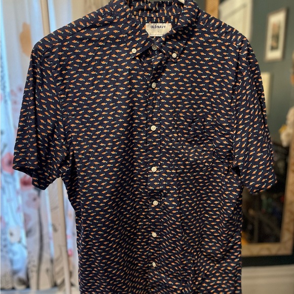 Old Navy Summer Buttondown - Picture 1 of 3